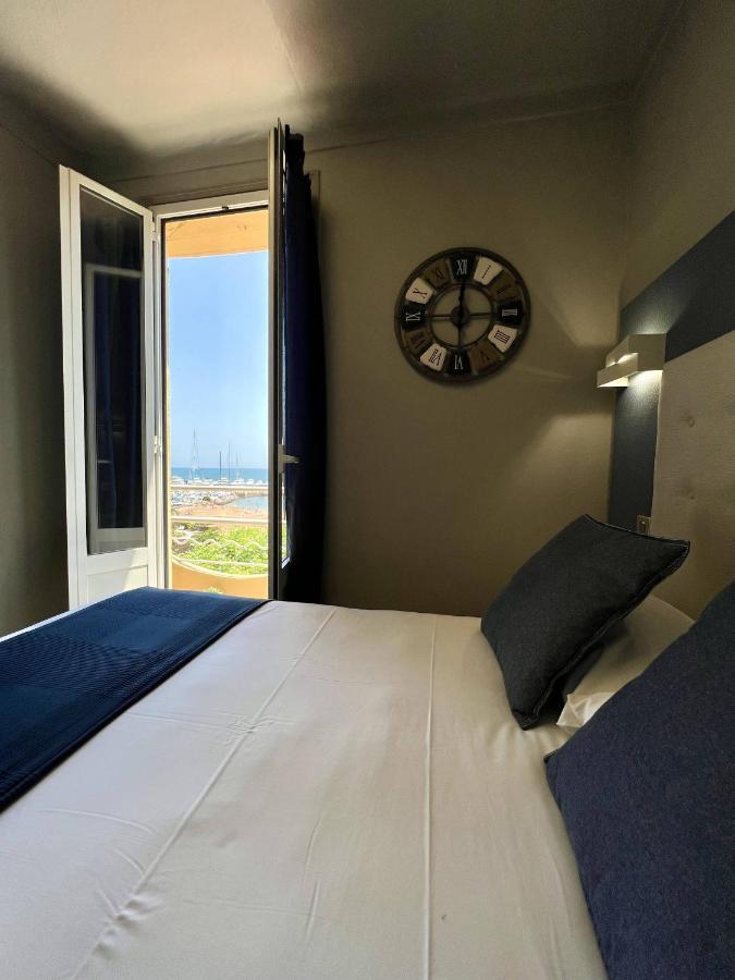 Hotel La Calanque Мандельё-ла-Напуль Экстерьер фото